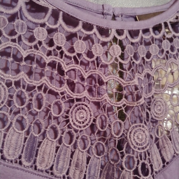 Dress - Picture 3 of 4